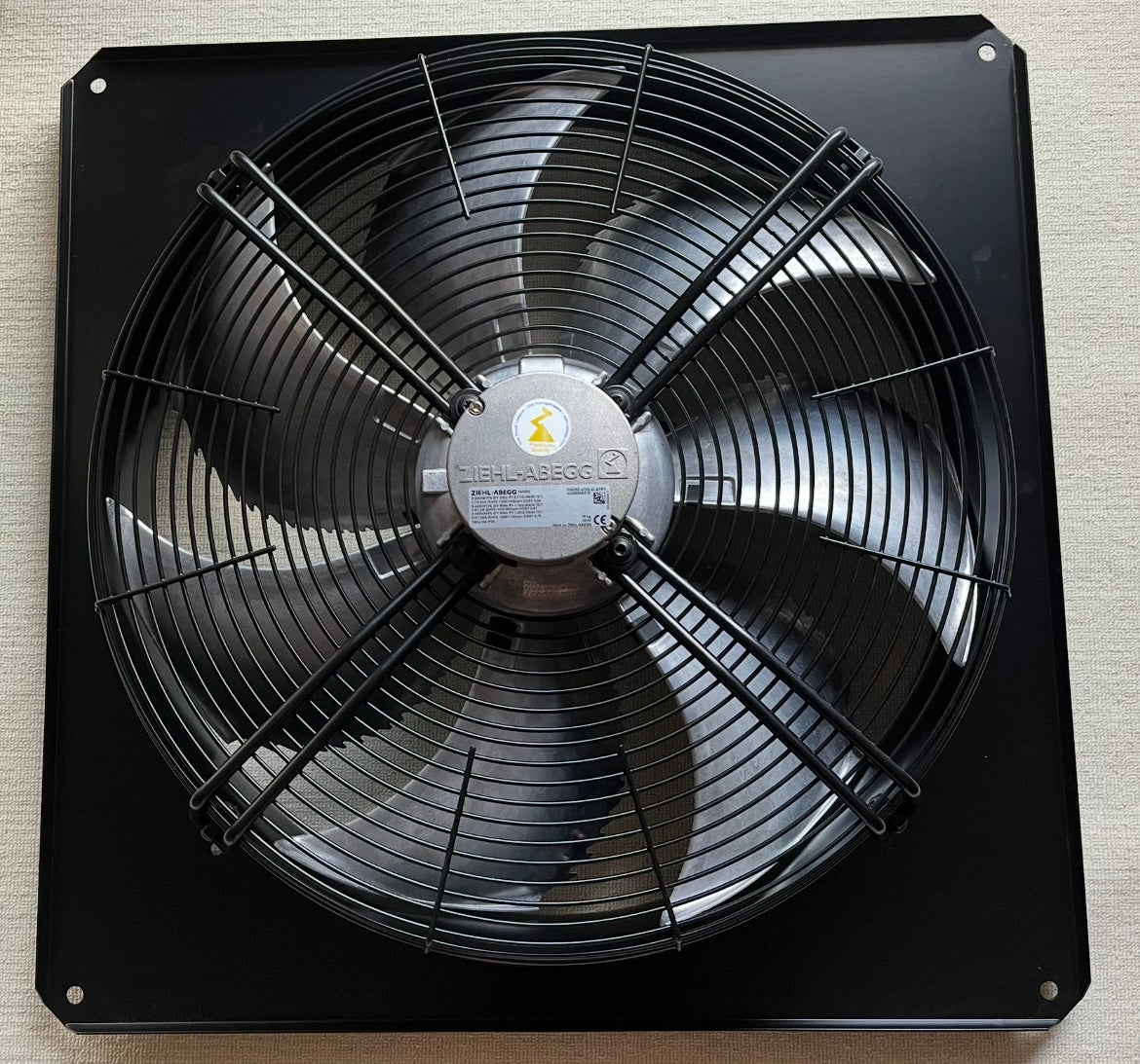 FN050-VDQ.4I.A7P1 ZIEHL-ABEGG Axial Fan front view