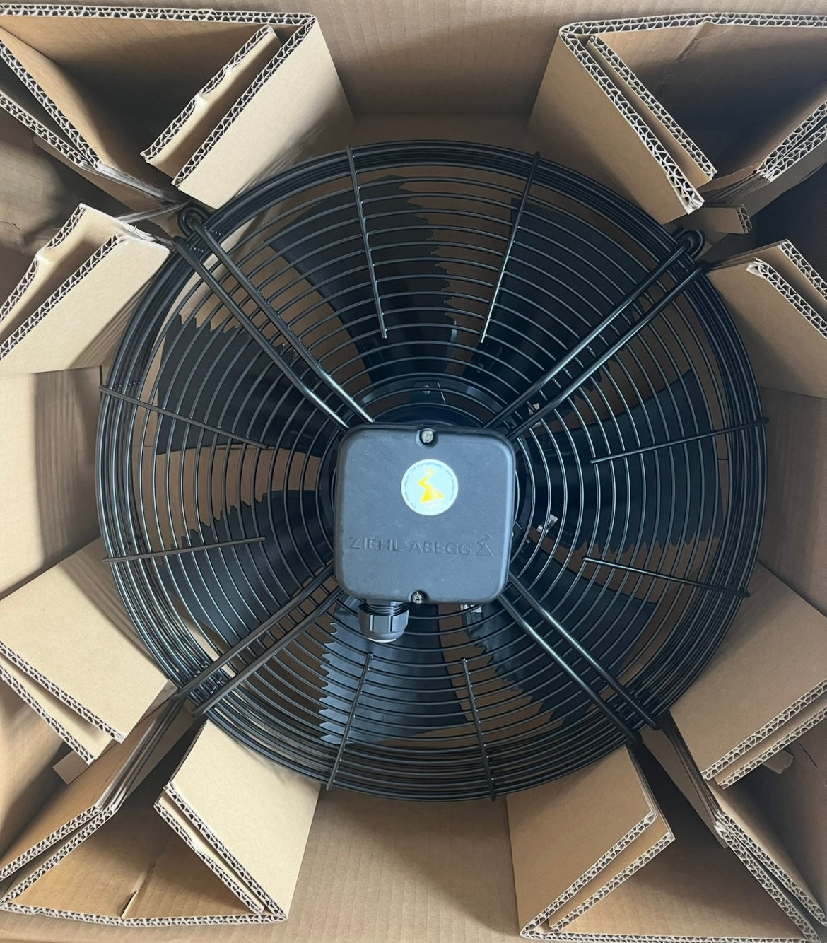 ZIEHL-ABEGG FN040-4EK.2F.V7P1 Axial fan packing