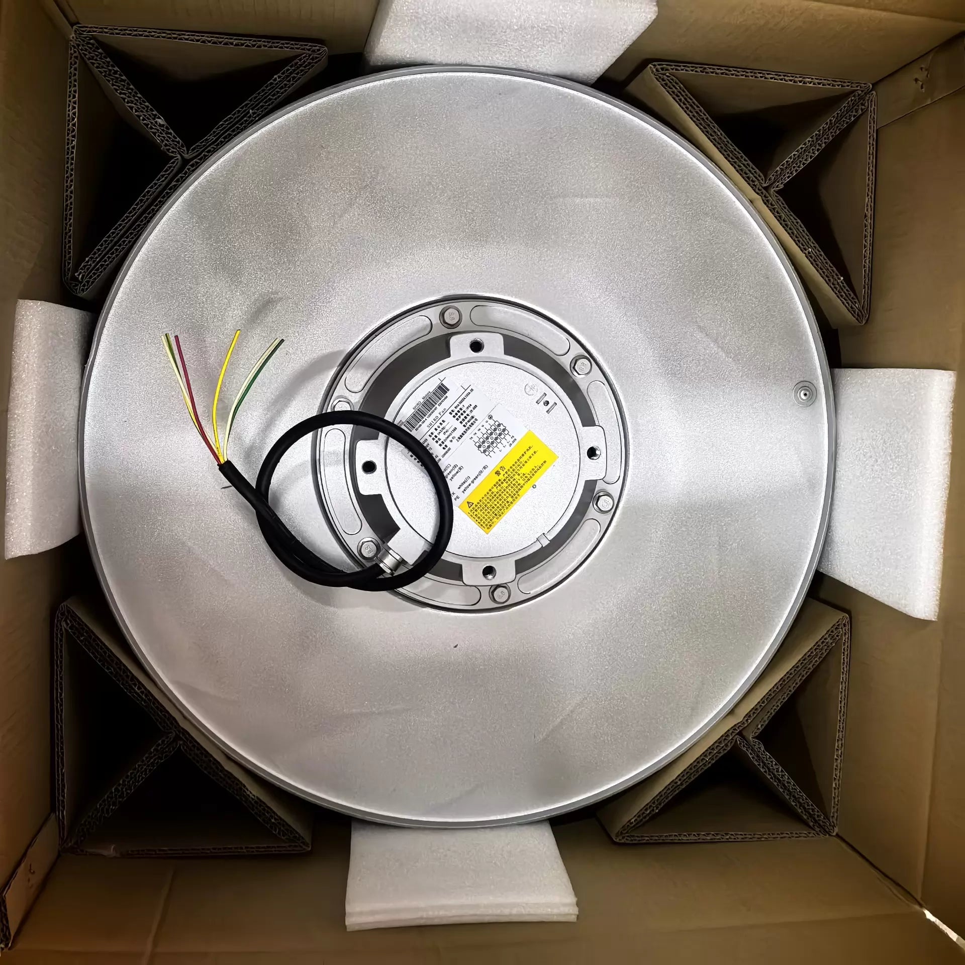 pakage of SHIRO RHA560D4.155A-3K Centrifugal fan