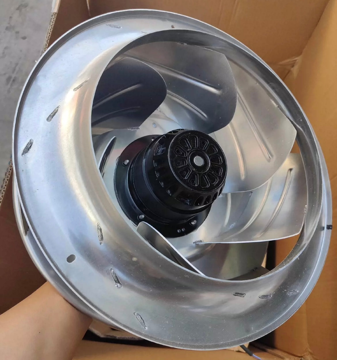 R4E355-AK05-05