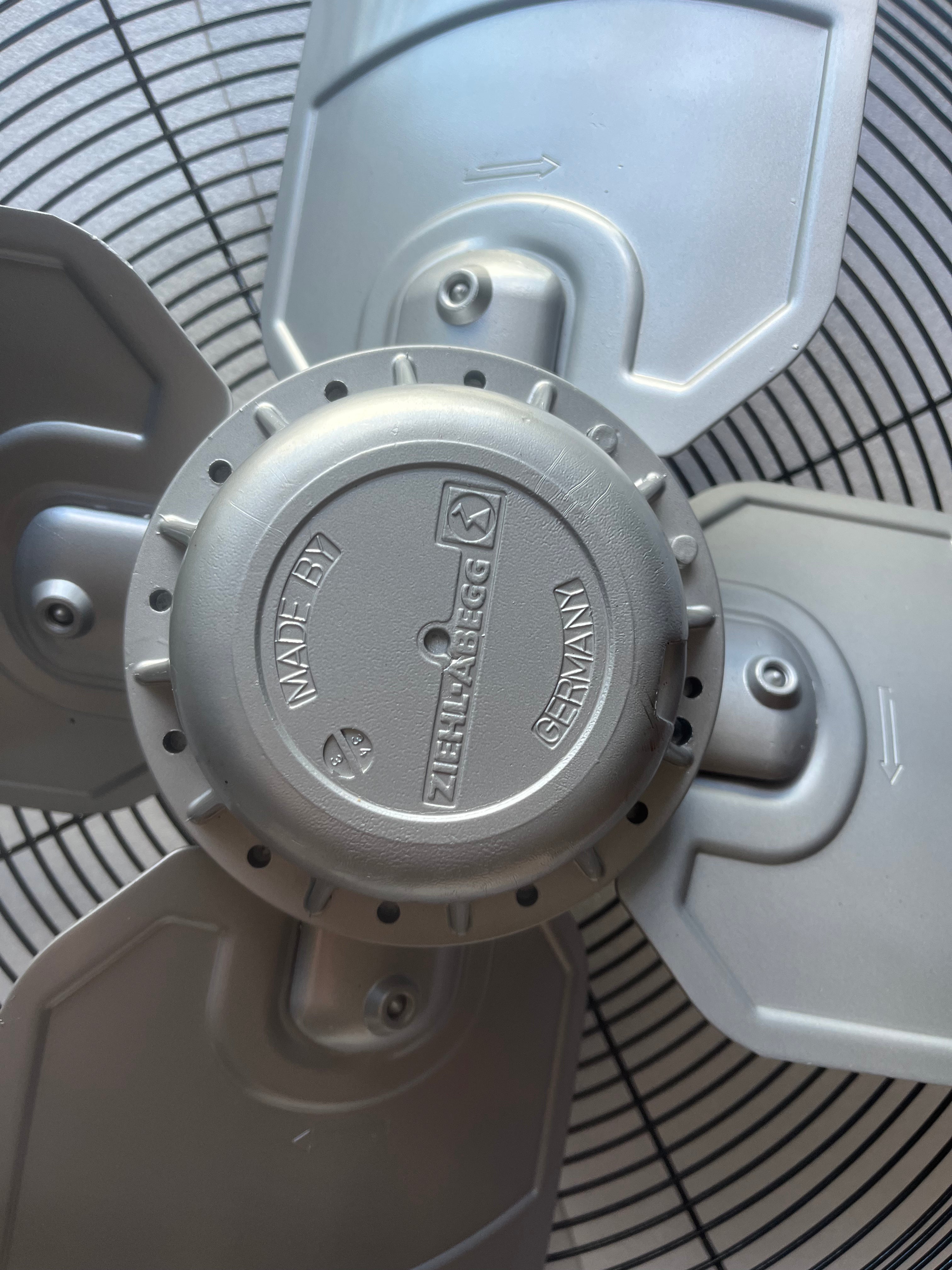 FB050-VDK.4L.6L ZIEHL-ABEGG Axial Fan