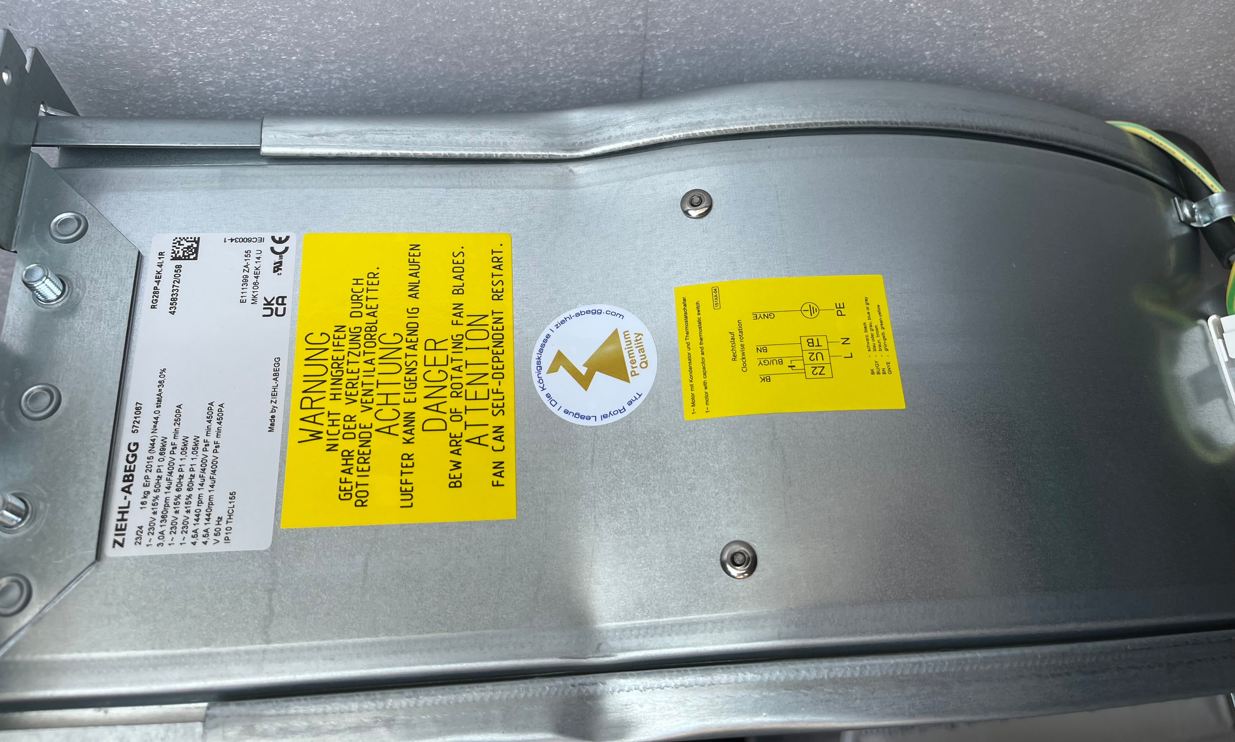 right side view of RG28P-4EK.4I.1R ZIEHL-ABEGG centrifugal fan