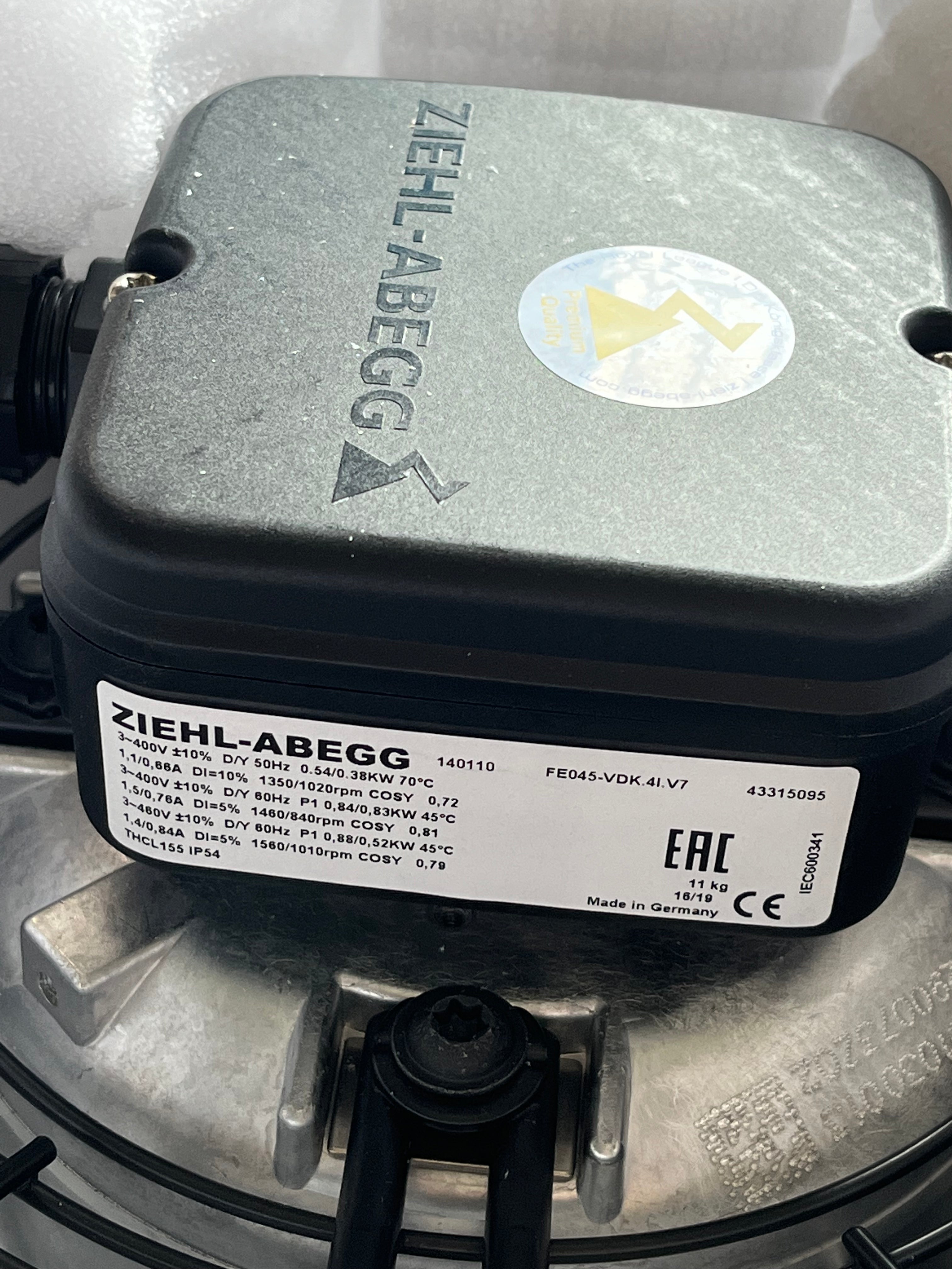 FE045-VDK.4I.V7 3-400V ZIEHL-ABEGG Axial Fan label